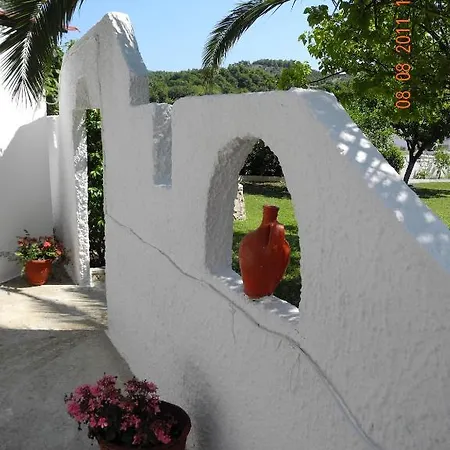 Paraschos